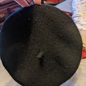 Classic Black Beret